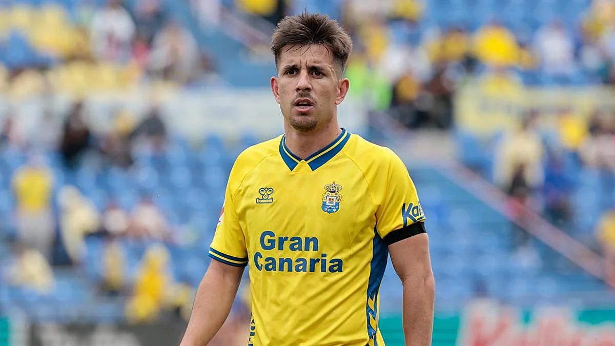 Fuster dice que "no cambiaría el viaje" de la UD Las Palmas pese a no ascender