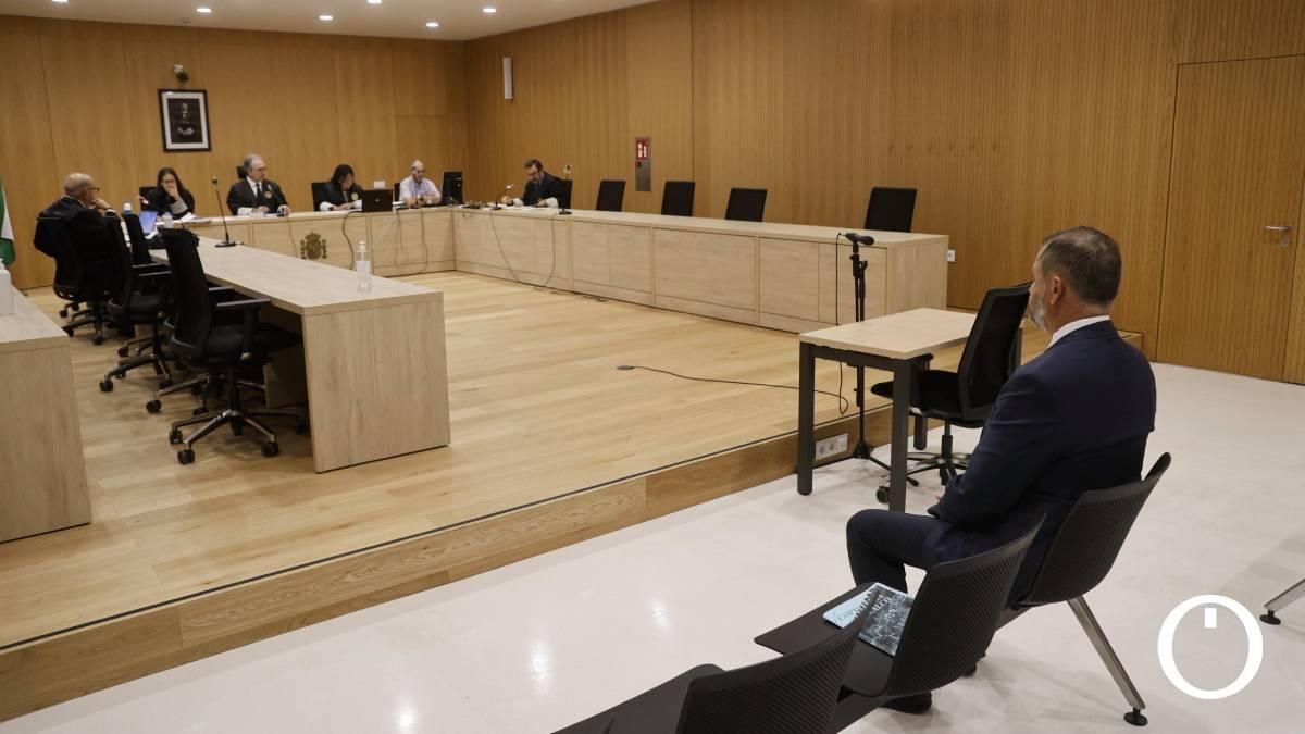 David Dorado, en su primer juicio: "Firmaba la documentación sin leerla porque confiaba en lo que me ponían los técnicos"