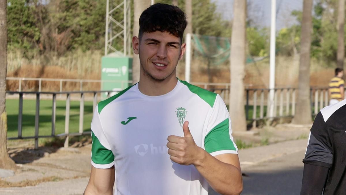 Primer contratiempo en el Córdoba CF: Cristian Osca se rompe la rodilla