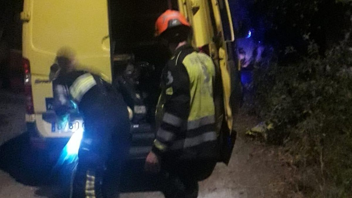 Rescatado un hombre en el concejo de Allande atrapado en una tina de vino a la que se cayó