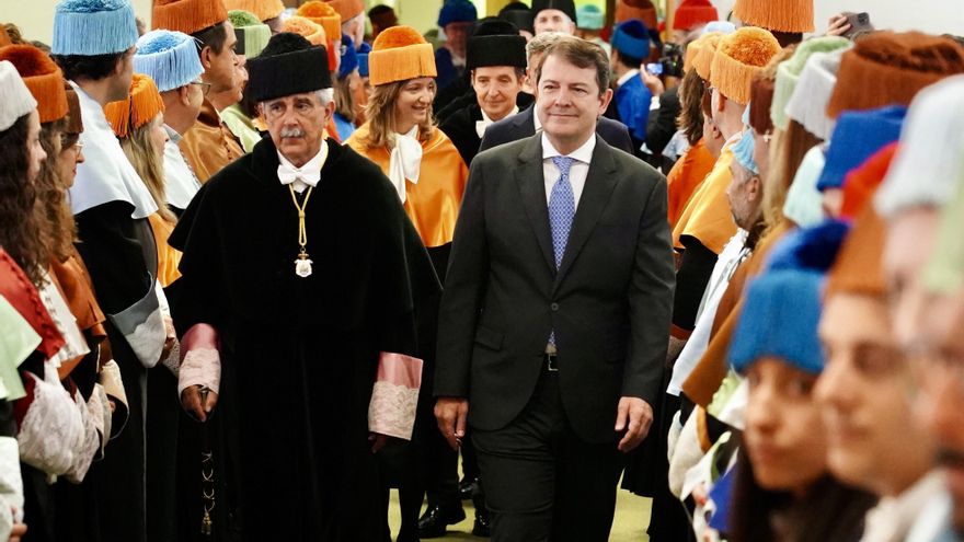 Mañueco enfría la llegada de la Facultad de Medicina para León por no haber "consenso de las universidades públicas"