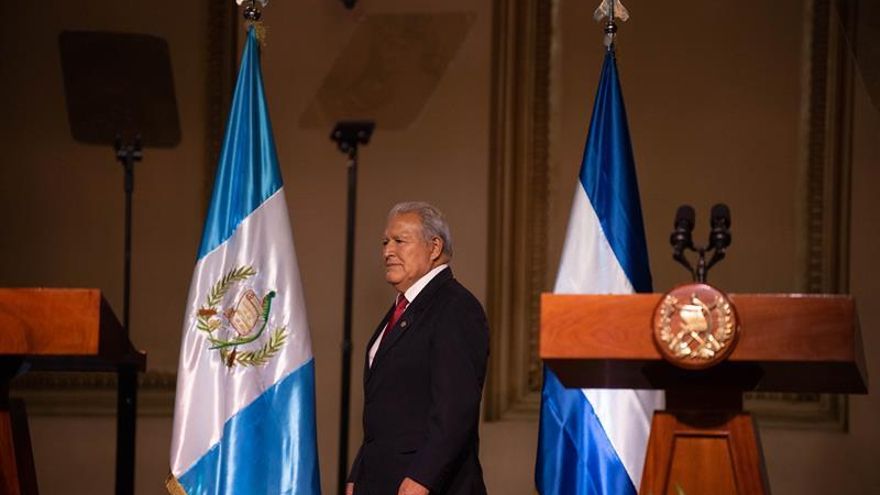 Un total de 144 salvadoreños deportados reciben capital semilla para negocios