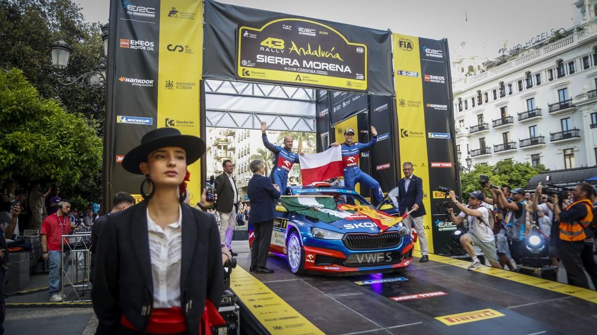 Las imágenes de la ceremonia de salida del Rally Sierra Morena 2026