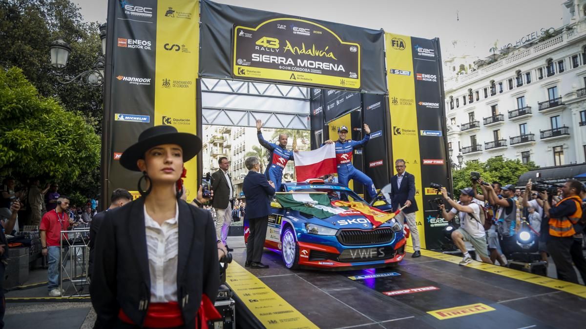Ceremonia de salida del Rally Sierra Morena 2026
