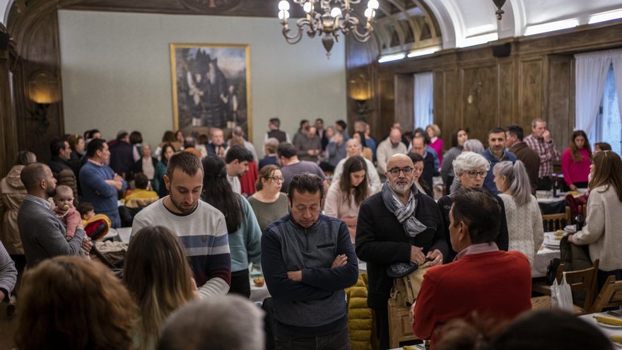 El comedor de la hospedería gestionada todavía por los monjes benedictinos.