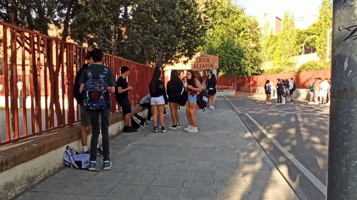 La burocracia, la interinidad o las ratios, entre los desafíos educativos en Castilla-La Mancha según CSIF