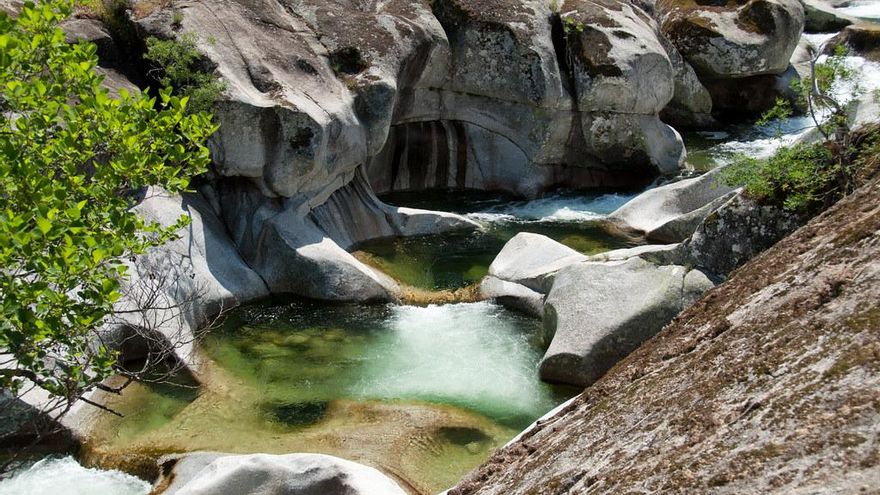 La ruta de senderismo más espectacular de España está en la Garganta de los Infiernos