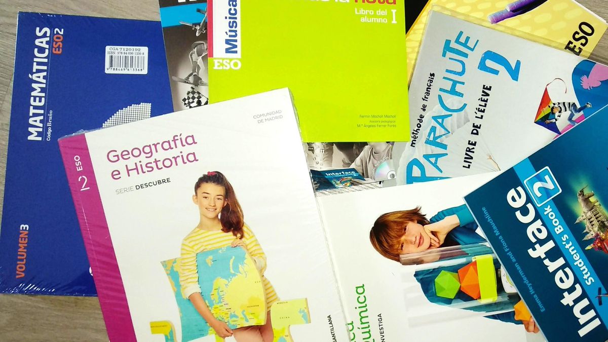 Material escolar. Imagen de archivo.