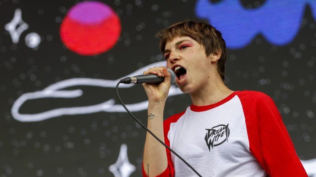 Cris Lizarraga, de Belako, uno de los grupos del cartel de este año, durante una actuación.