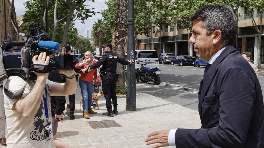 Mazón, sobre si asociaciones de víctimas DANA están politizadas: "Cualquier politización es mala, sea la que sea"