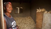 Ramatu Yakuba, cultivadora de maíz en el norte de Ghana, uno de los 10 países del mundo más afectados por el cambio climático