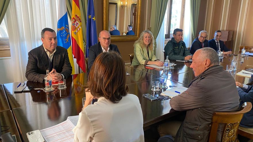 Un consorcio de los grupos Newport y Hamilton operará y gestionará la línea marítima entre Tarfaya y Puerto del Rosario