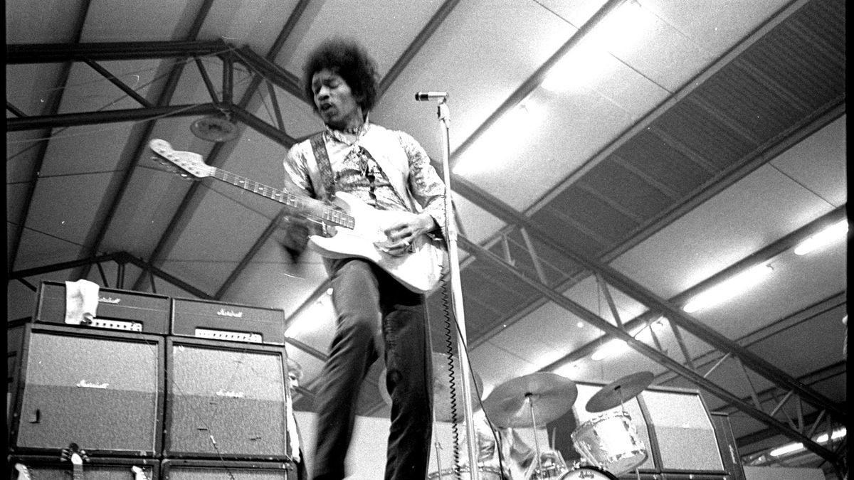 Jimi Hendrix en la feria juvenil Hippy Happy, en Ahoy (Róterdam), el 10 de noviembre de 1967