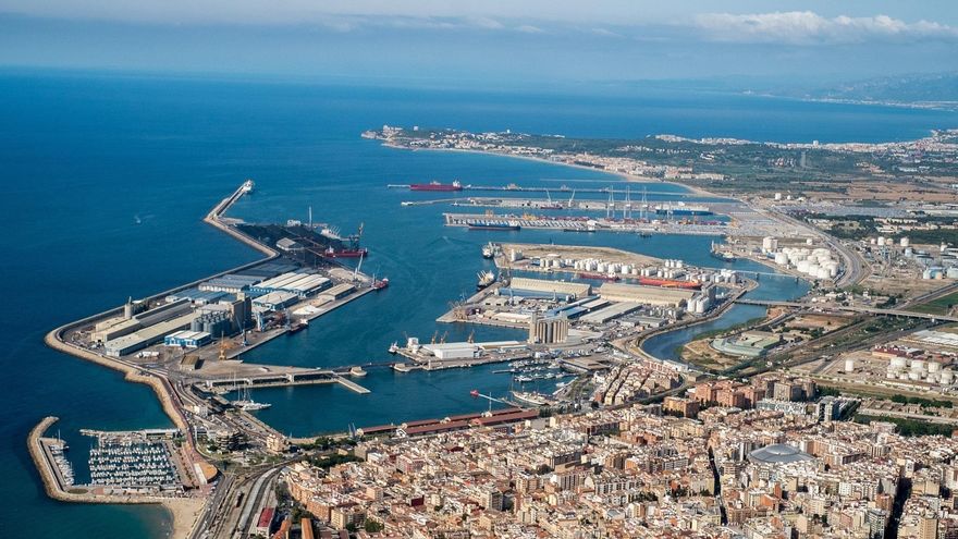 Más allá del 'Hard Rock': Tarragona decide su futuro entre turismo 'low cost' e industria verde