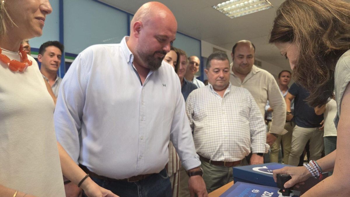 Manuel Naharro repetirá como presidente del PP de Badajoz al ser la única candidatura