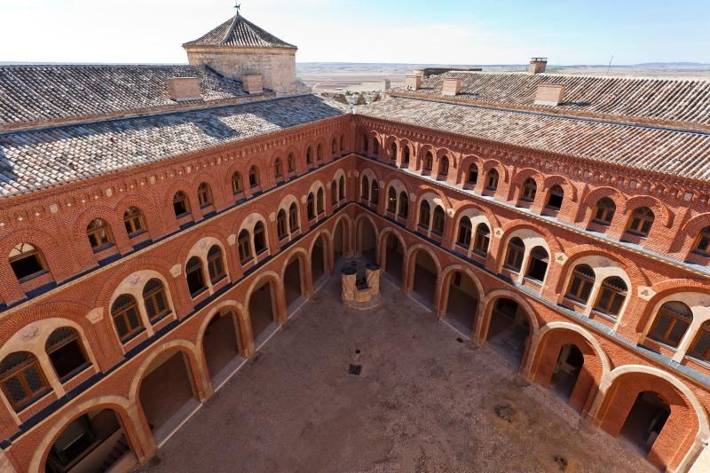Interior del Castillo de Belmonte.