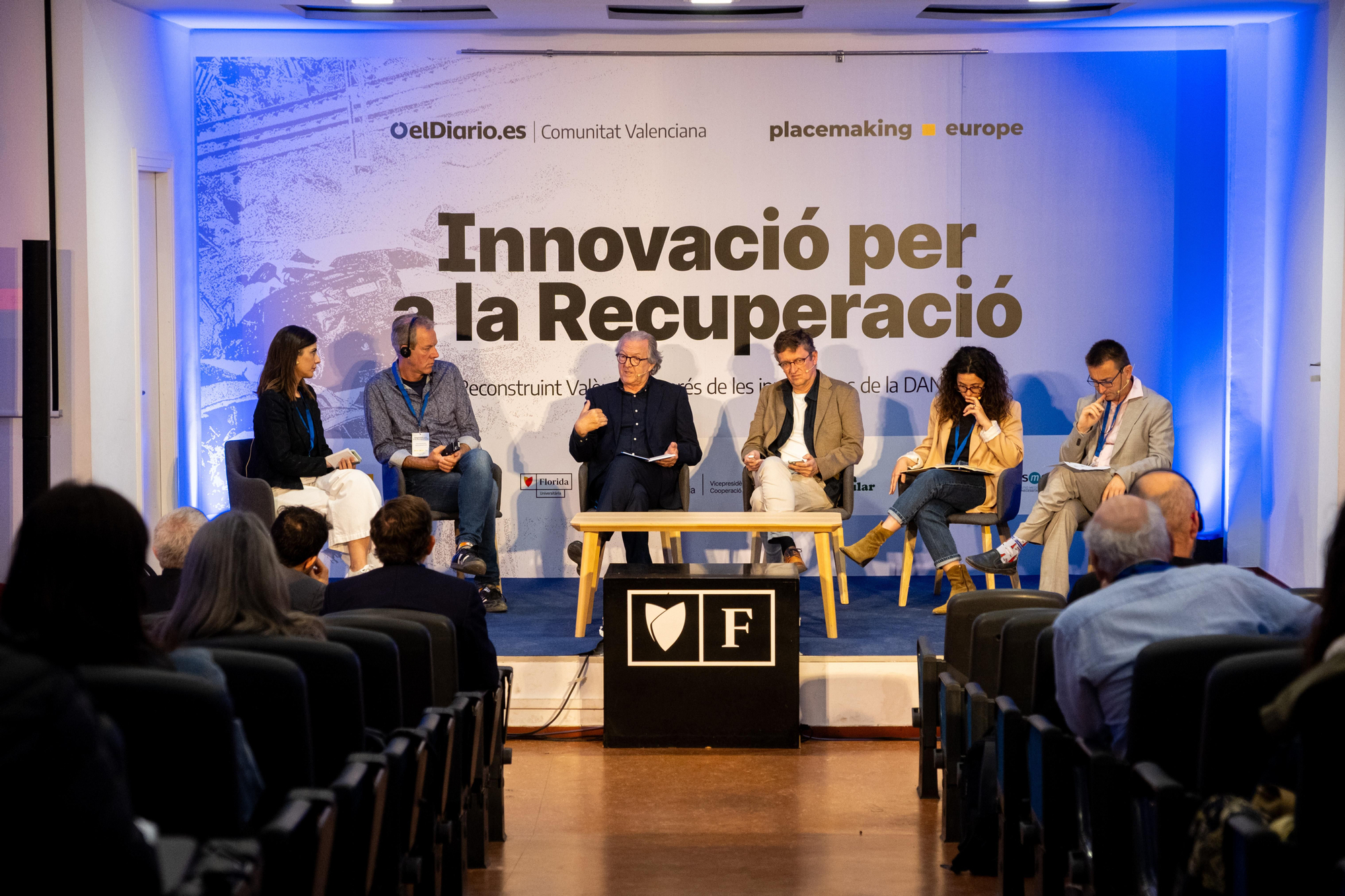 Raquel Pérez Ejerique, Hans Karssenberg, Joan Romero, Pau Rausell, Julia Pineda y Paco Alós.