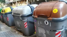 Vuelven los contenedores al Eixample de Barcelona: el Ayuntamiento los repone un mes después de los altercados