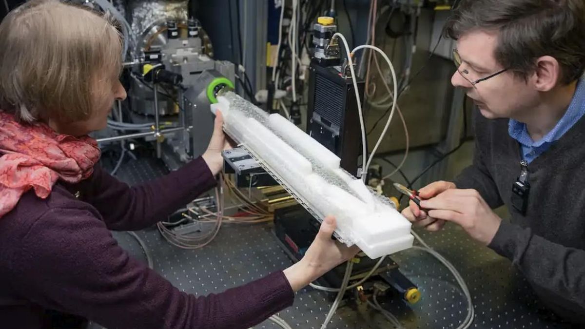 Especialistas estudiaron cristales del metal para reconstruir fabricación