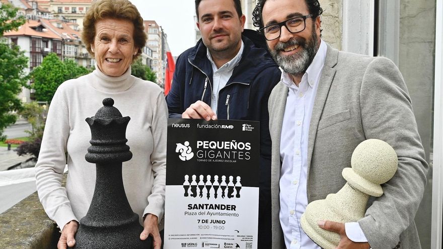 La Plaza del Ayuntamiento de Santander acoge este sábado el torneo de ajedrez escolar 'Pequeños Gigantes'