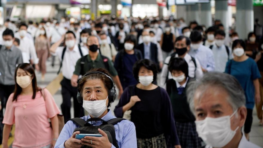 Las infecciones de covid-19 en Tokio caen a menos de 100 diarias EFE/EPA/FRANCK ROBICHON
