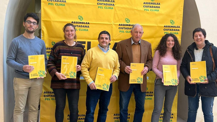 Miembros de la Asamblea Ciudadana por el Clima de Mallorca.
