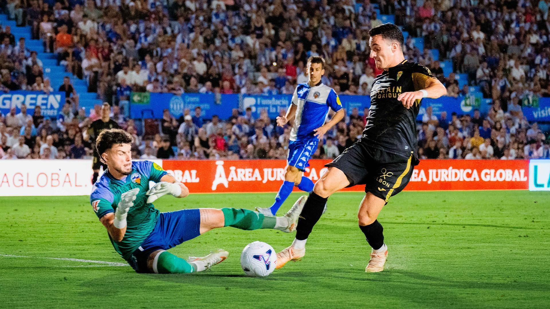 Las imágenes de la derrota del Córdoba CF ante el CE Sabadell