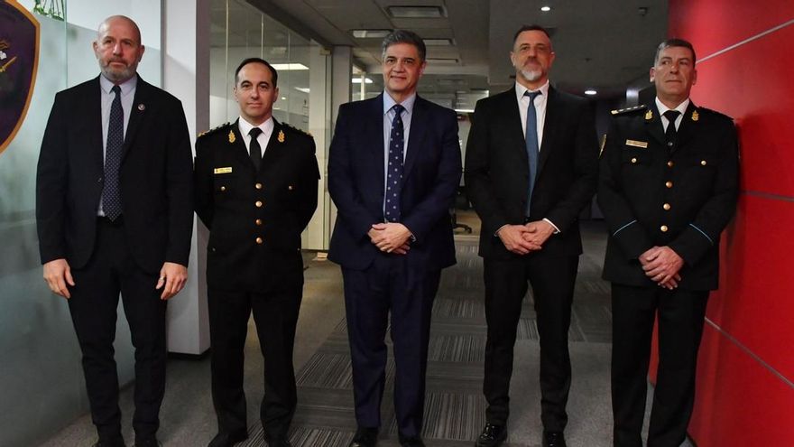 Echaron al jefe y al subjefe de la Policía de la Ciudad tras la fuga de 17 presos de una comisaría de Liniers