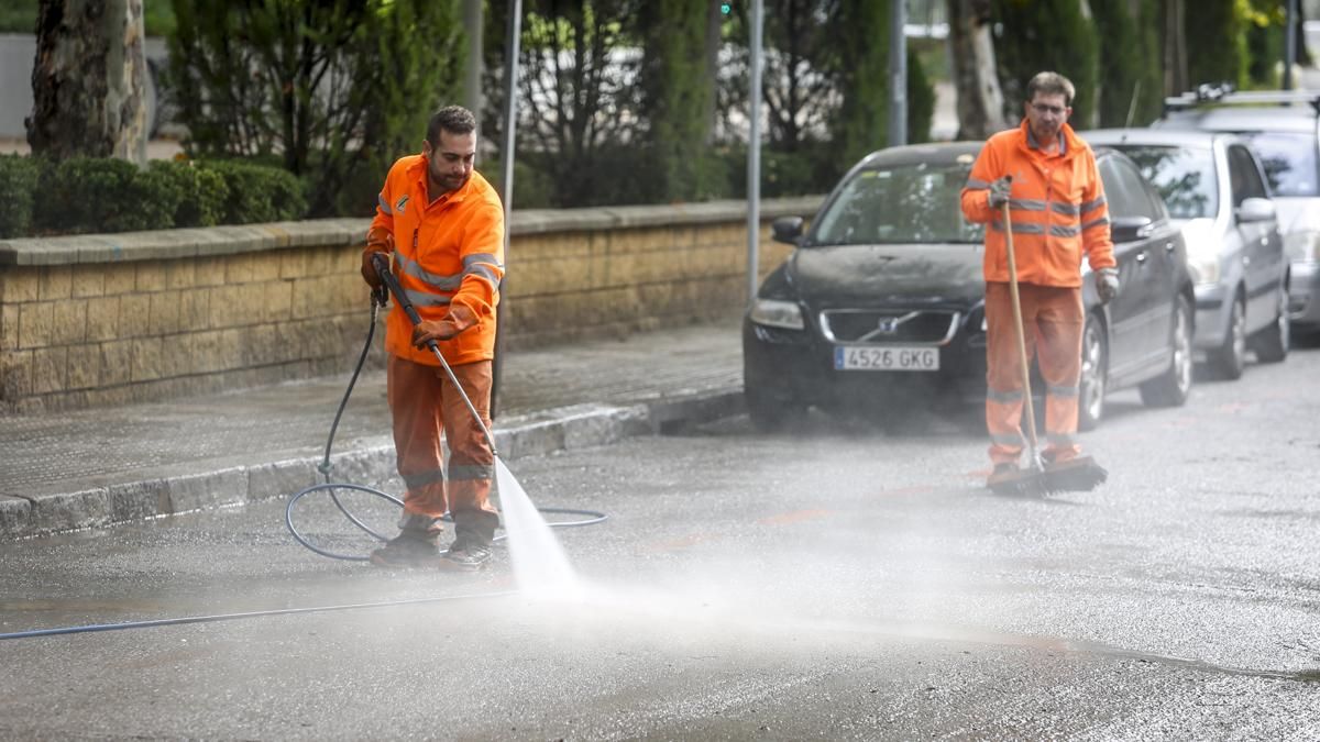 Daños por la lluvia en avenida del Corregidor