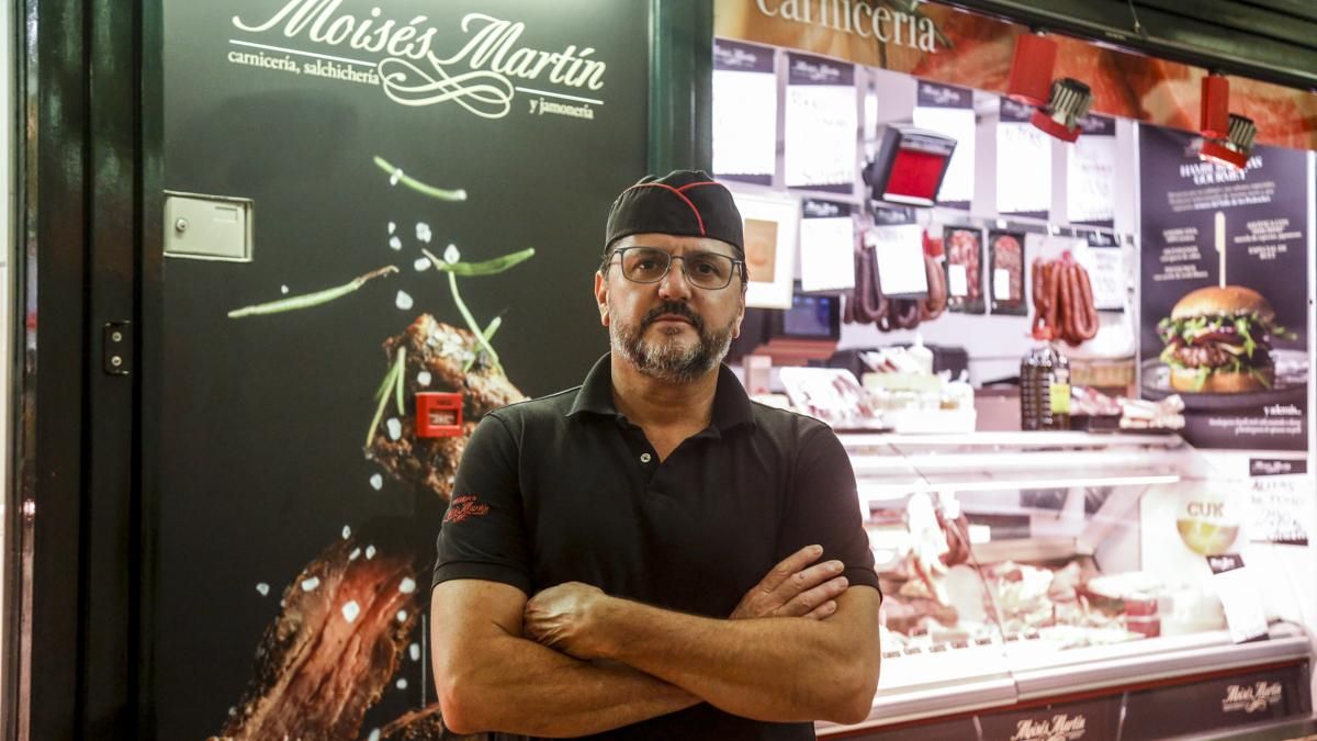 Moisés Martín, carnicero del mercado de La Corredera