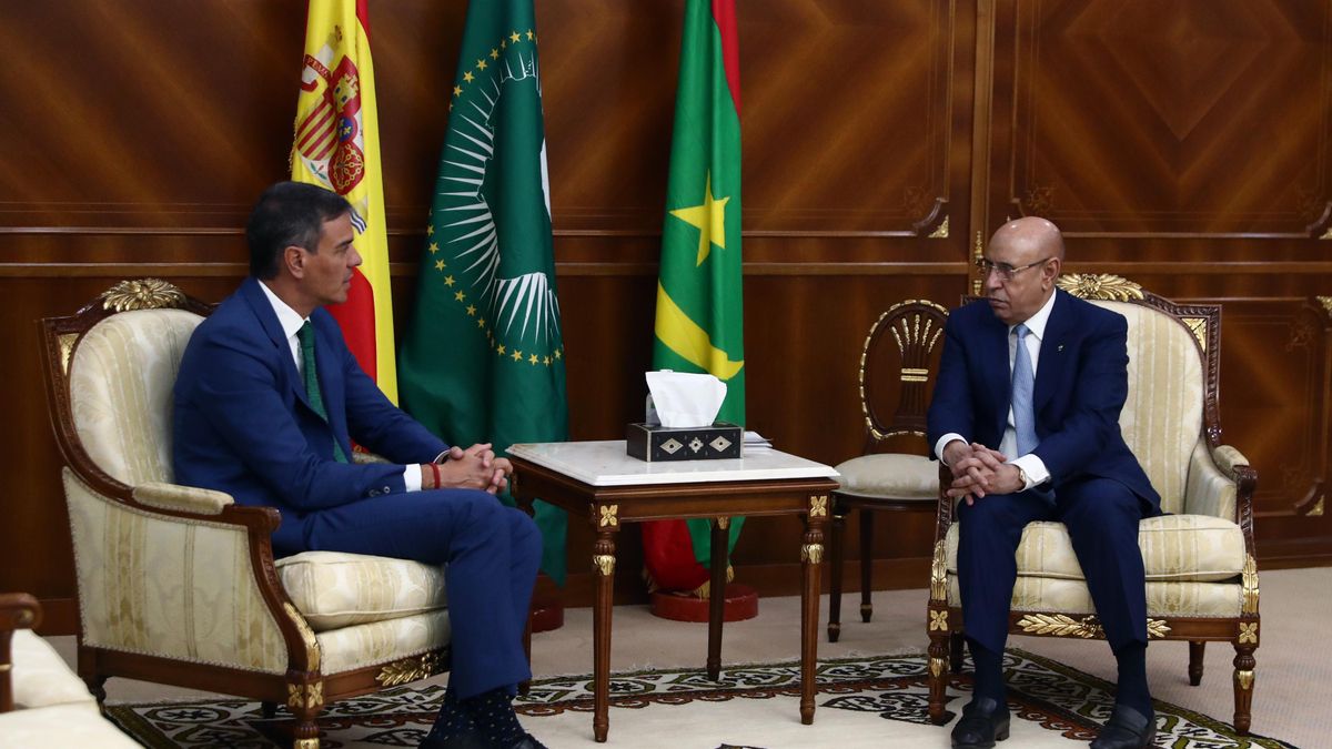 El presidente del Gobierno, Pedro Sánchez, se reúne con el presidente de Mauritania, Mohamed Uld Ghazuani, en Nuakchot