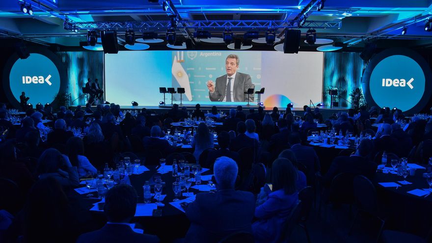 Sergio Massa en el Coloquio IDEA: “Los sectores económicos de la Argentina tienen que ceder beneficios”