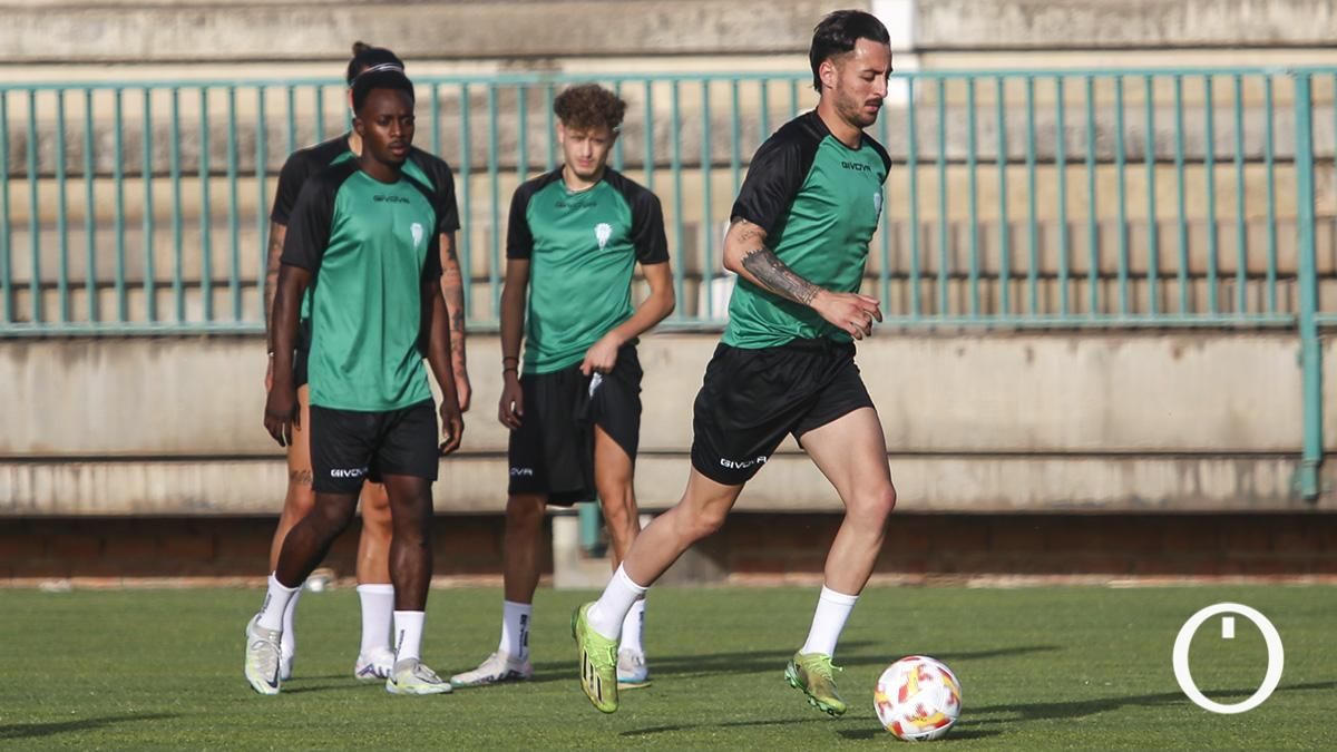 Primer entrenamiento del Córdoba CF tras las vacaciones