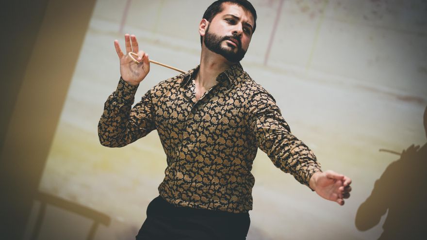 Sobrevivir siendo un bailarín homosexual en Abu Dabi: "¿Puedo decir quién soy realmente o me lo callo?"