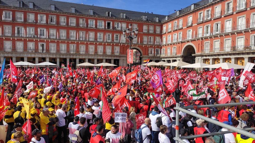 Manifestación en la Plaza Mayor, este jueves.