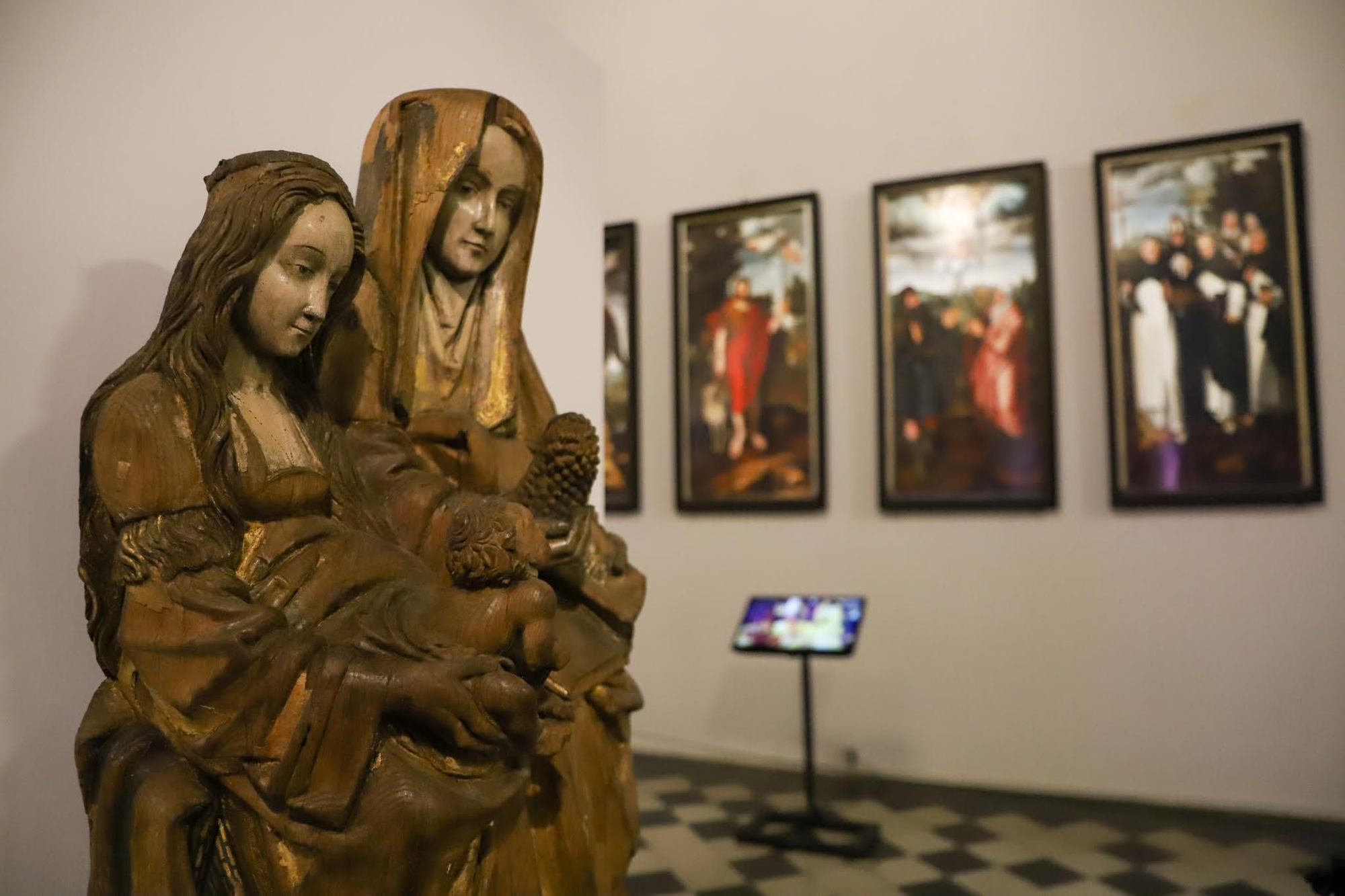 El ciclo de exposiciones temporales ‘La Palma, encrucijada de arte sacro’ se muestra en la iglesia de Santo Domingo.