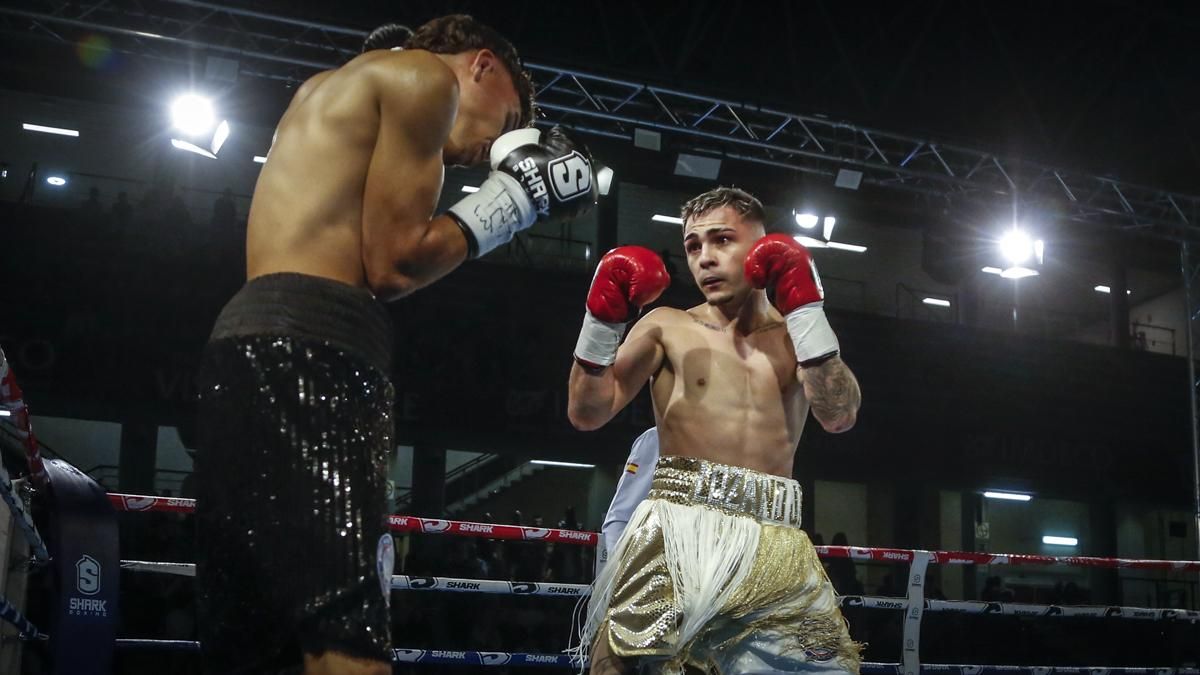 Combate de Rafa Lozano Jr. por el cinturón Iberoamericano