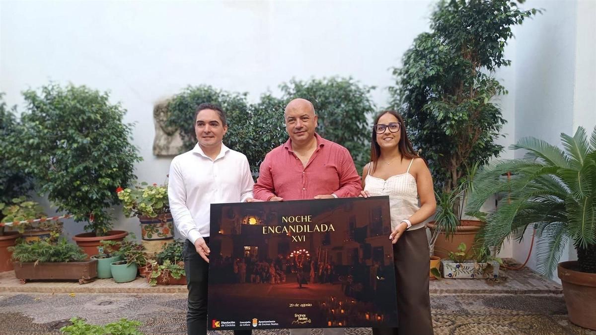La luz de más de 1.000 velas llenará de magia las calles de Encinas Reales en su XVI Noche Encandilada