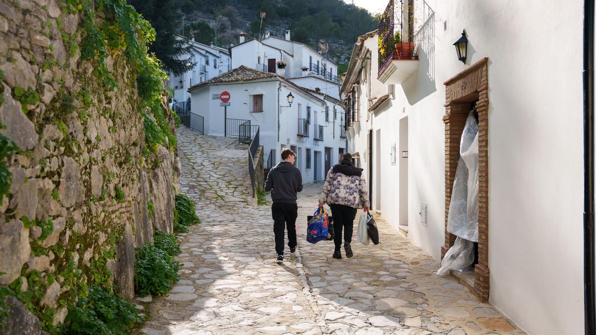 El Gobierno limita los precios de hoteles en Grazalema y otros 13 municipios afectados por la borrasca Leonardo