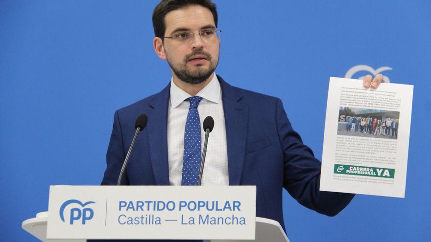 La memoria selectiva del PP con la carrera sanitaria: critica el retraso en devolver un derecho que recortó Cospedal