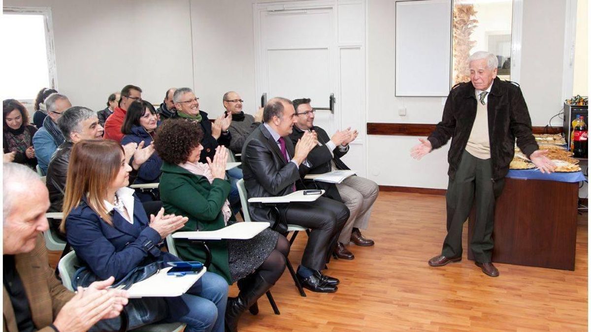 Muere Ramón Trujillo, fundador y primer presidente de la Academia Canaria de la Lengua