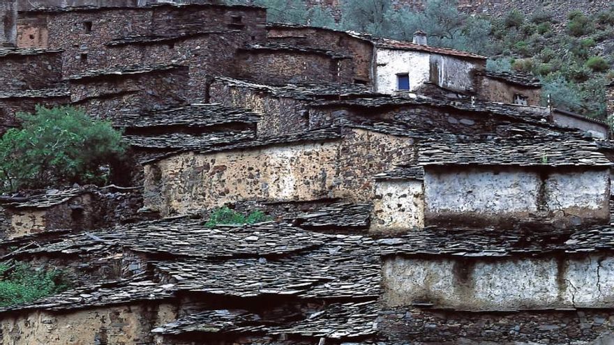 La pizarra en la arquitectura hurdana.