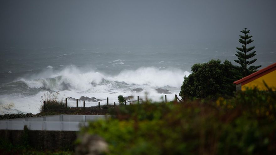 Alerta naranja en la costa y la montaña de Galicia por rachas de viento de más de 100 kilómetros por hora