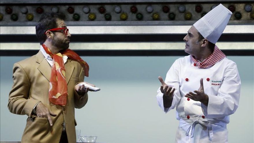 La "marca" "apellidos vascos" salta del cine al teatro con nuevas historias