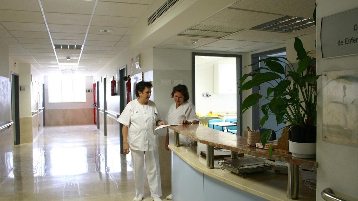 La Junta considera "discriminatorio" y "disuasorio" un registro específico para la atención sanitaria a inmigrantes