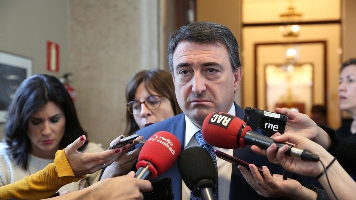 El PNV dice que "no tiene sentido" hablar de Presupuestos con el 155 y cree que el Gobierno debería mirar al PSOE