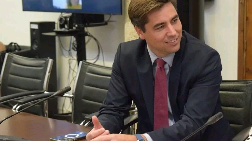 Jesús Caro y Carlos Montesino formalizan su candidatura al PSOE de Ávila con los avales necesarios