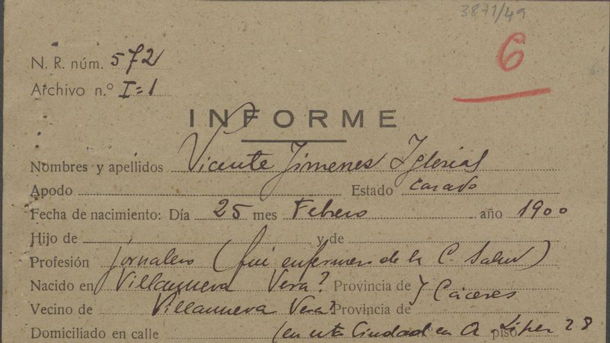 La muestra sobre los funcionarios 'depurados' por el franquismo viaja a los pueblos de Cáceres