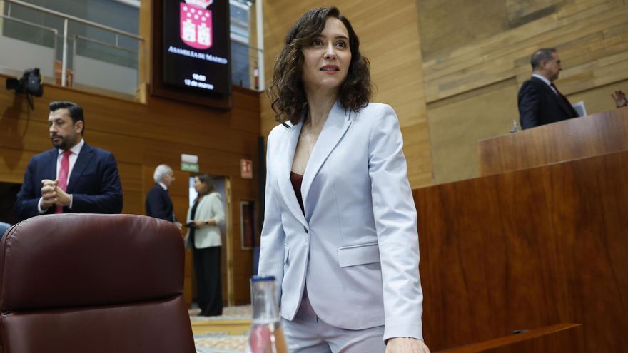 La presidenta de la Comunidad de Madrid, Isabel Díaz Ayuso, durante el pleno de la Asamblea de Madrid.
