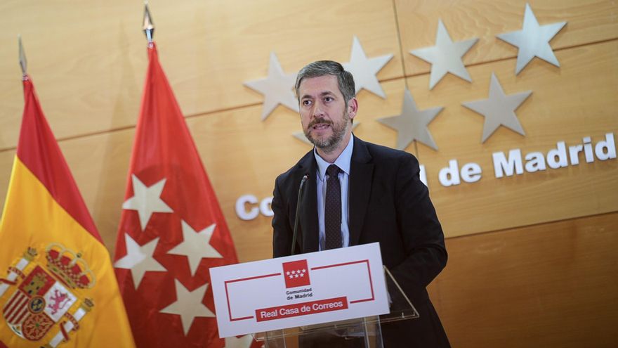 Archivo - El consejero de Presidencia de la Comunidad de Madrid, Miguel Ángel García Martín, ofrece una rueda de prensa tras la ronda de reuniones de la presidenta de la Comunidad de Madrid, Isabel Díaz Ayuso con los grupos parlamentarios